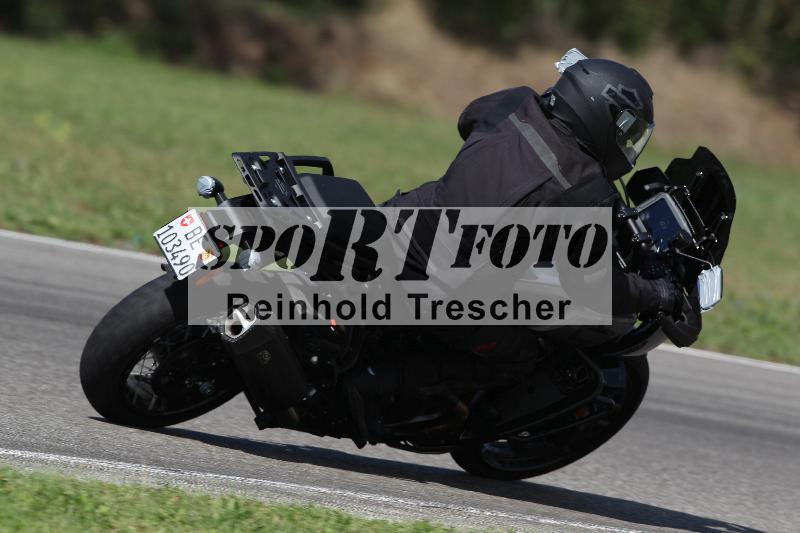 /Archiv-2022/59 31.08.2022 FM Mannhard ADR/Gruppe Mototrend/65